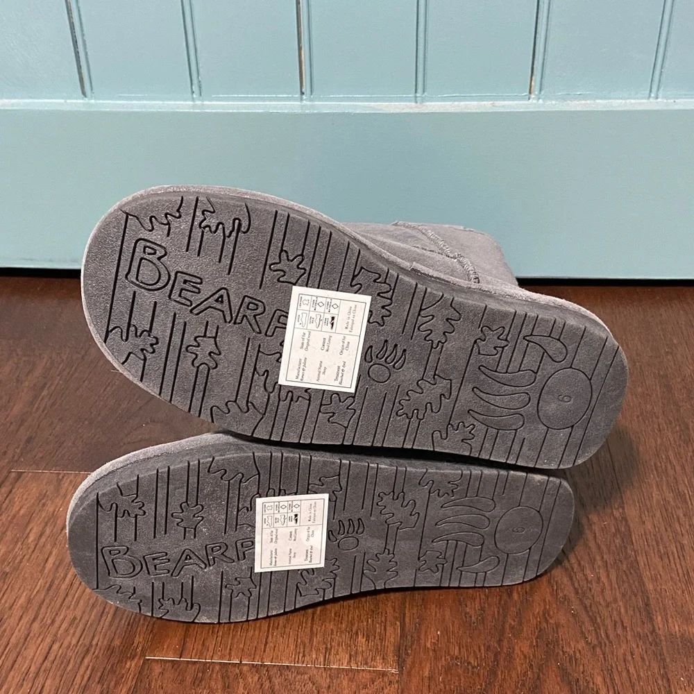 NEW!Bearpaw Emma Charcoal Boots Size 6